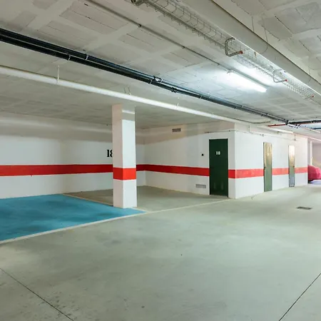 Elviria Hills Penthouse - Idyllic Golf & Sea View Oasis In 公寓 马尔韦利亚