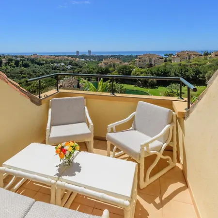 Apartment Elviria Hills Penthouse - Idyllic Golf & Sea View Oasis In Marbella