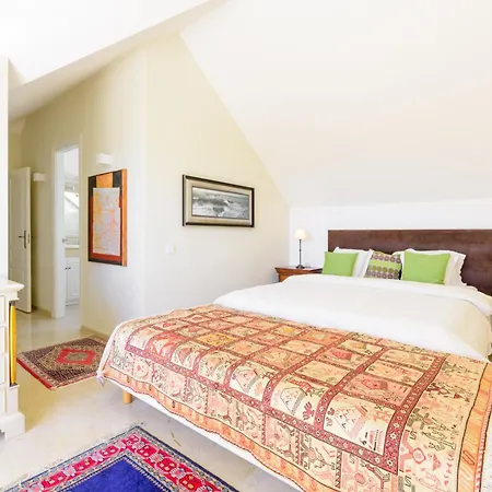Elviria Hills Penthouse - Idyllic Golf & Sea View Oasis In Marbella