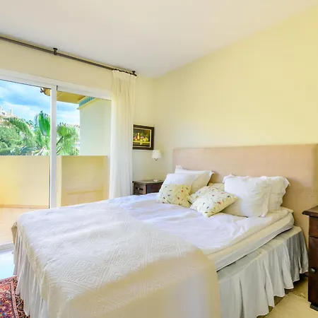 Elviria Hills Penthouse - Idyllic Golf & Sea View Oasis In Lägenhet Marbella